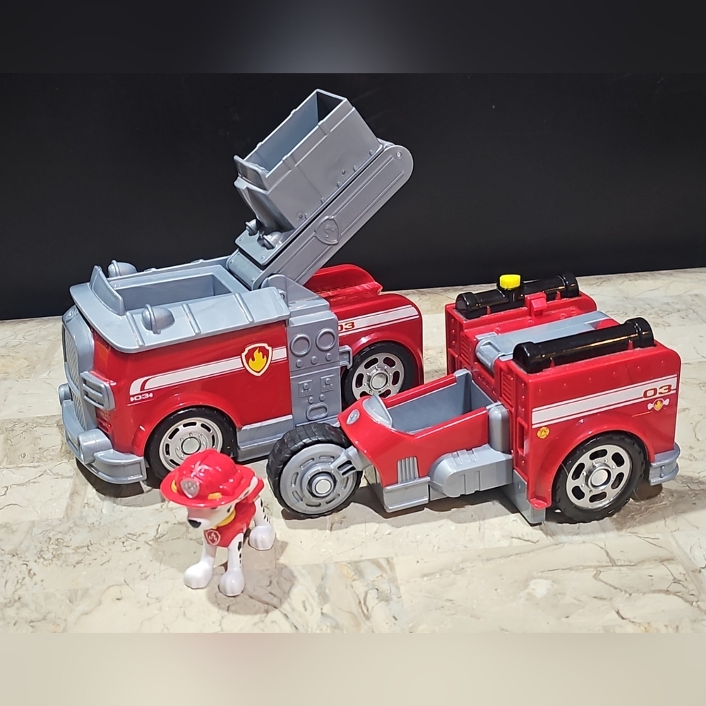 Spin Master Paw Patrol Transforming Firetruck & Motorcycle RARE‎ Excellent
